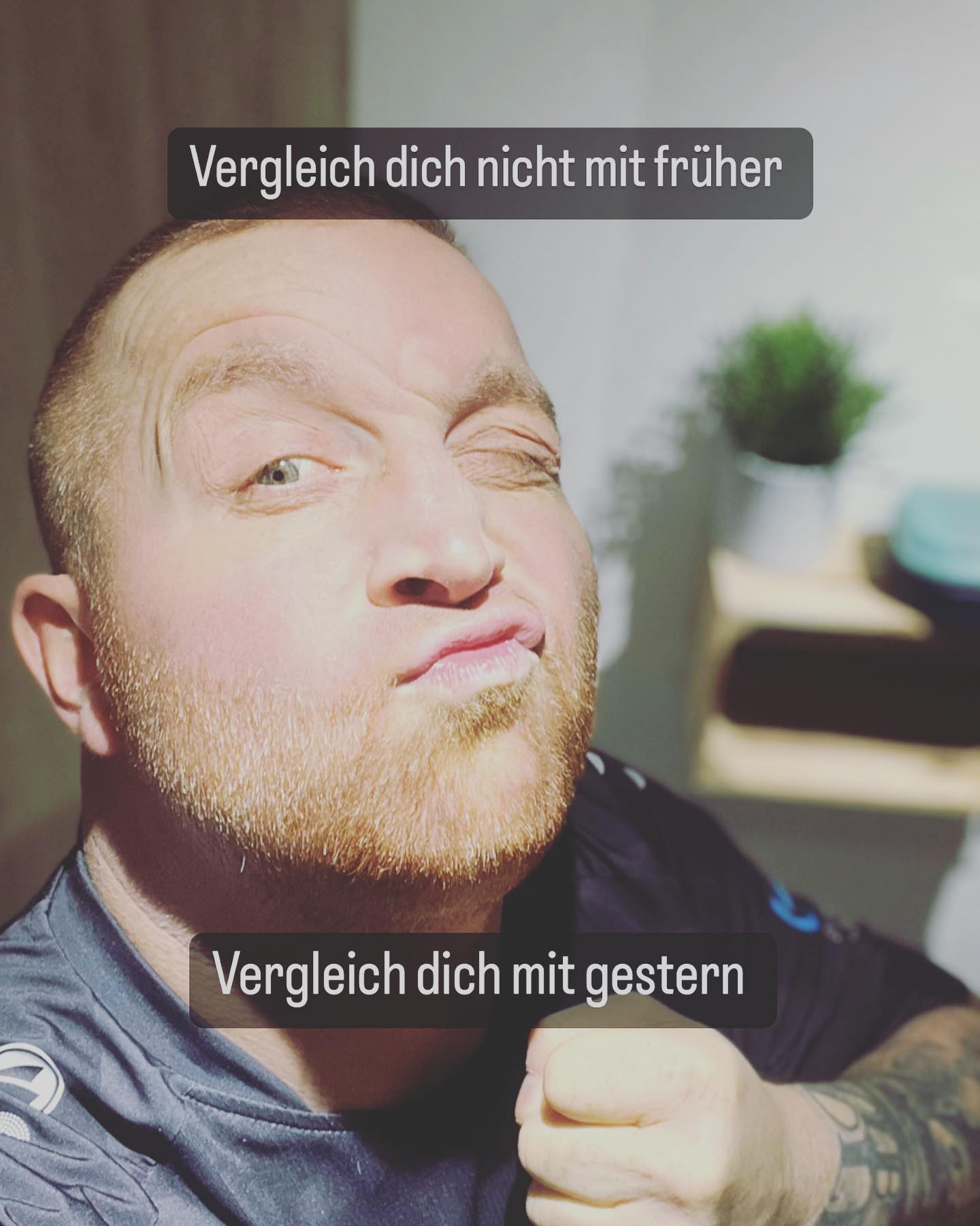 So schwer ….. so unfassbar schwer …. Diese Erkenntnis heute in meinem Gespräch erfahren zu dürfen …. Aber so logisch …. Und so fern … aber irgendwie stimmt’s doch …

So kann ich Erfolg erfahren … nur so …. Für den Moment zumindest ….. das ist wirklich wahr …. Und trägt mich … 💪🏻💪🏻💪🏻💪🏻💪🏻💪🏻

#darmkrebs#krebskämpfer #krebskrank #cancer #cancerfighter #lifestyle #lifeisgood #lifeisbeautiful #lifecoachin #palliativ #darmkrebs#lifeofadventure #love #selfie #healthylifestyle #healthy #gesundheit #gesundleben #krank #krankheit #lebensfreude #lebengenießen #lebensqualität #lebedeinleben #lebensmotto #fickdichkrebs #zitate