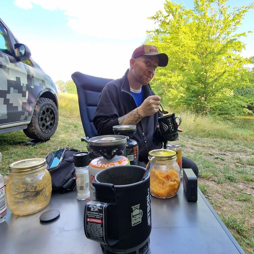 Endlich hat es geklappt. Ein Traum für den ich schon seit Dezember kämpfe. Camping. Einfach nur gut. Es hat geklappt für eine Nacht. Ich bin immer noch völlig happy. Gerne öfters. Und ohne @conny.kolb62 @tantejani  wäre das nicht möglich. 

Einfach schön 😃😎😀

Ich möchte noch so viele dieser geilen Momente sammeln 😃 das hält mich morgen bei meiner stationären Chemotherapie am träumen und fighten. 

Danke @si_lvia3252 bis bald ❤️ komm gut heme 
#krebsisteinarschloch #darmkrebs#krebskämpfer #krebskrank #cancer #mutmacher #cancerfighter #lifestyle#cancerblogger #lifeisgood #lifeisbeautiful #lifecoachin #palliativ #darmkrebs#lifeofadventure #dasistpalliativ #selfie #healthylifestyle #healthy #gesundheit #gesundleben #krank #krankheit #lebensfreude #darmkrebskämpfer #krebskrank  #cancerfighter #lebedeinleben #lebensmotto #fickdichkrebs #zitate 
#fckcancer